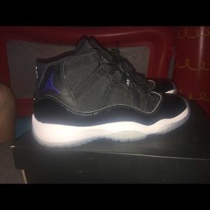 Space jams 11 s size 7
